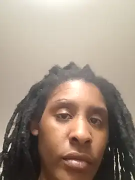 Azelia_33 Webcam Show