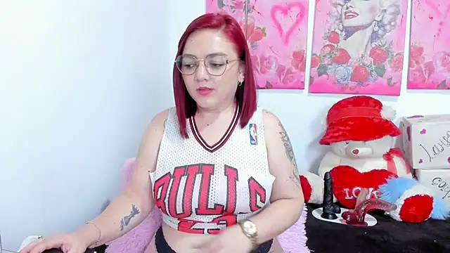 fresahot2024: онлайн-секс-чат