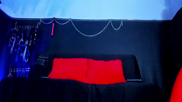 SamiraGlow Chat XXX in diretta