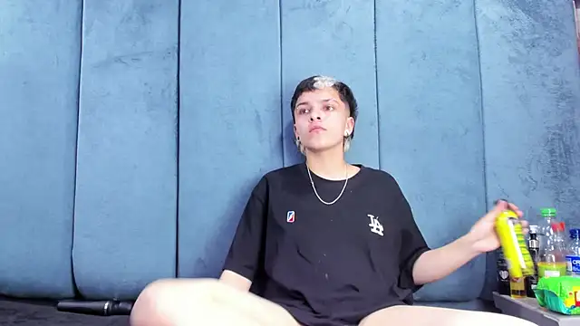 Megan_Thompson_ Chat XXX in diretta