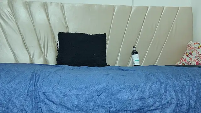 โชว์เว็บแคมของ aly_n_sebas