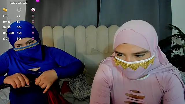 Show de webcam de aziza_dalila02