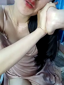 Aurora_678yy 在線直播表演