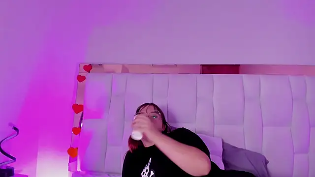 AliciaWhite_nt's Live XXX Chat