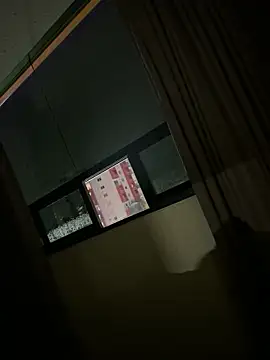 marcus002001 webkamerás műsora