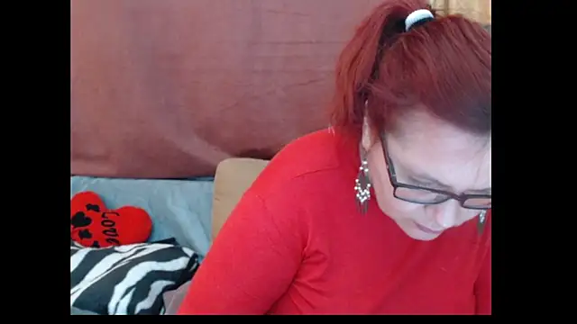 PlayfullMature live XXX chat