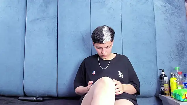 Megan_Thompson_: онлайн-секс-чат