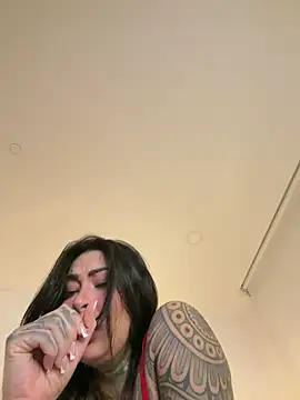 Iam_Annii Adlı Modelin Canlı XXX Sohbeti