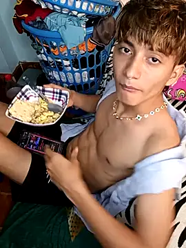 دردشة Andy_Kein الجنسية المباشرة