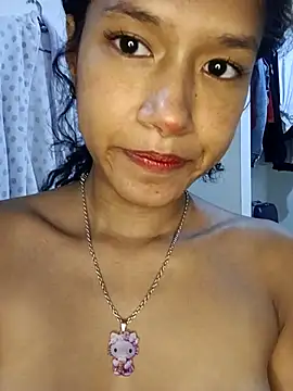 Yi_Uzi Webcam Show