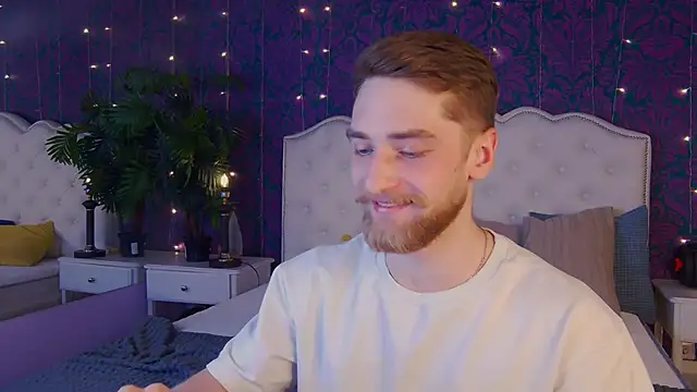 Dexter_Raze élő XXX-chatje