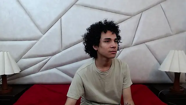 Nyx_and_Arian Adlı Modelin Web Kamerası Şovu