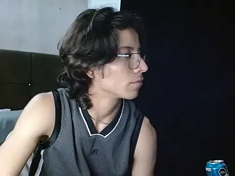 Show modela VAZAK na web-kameri