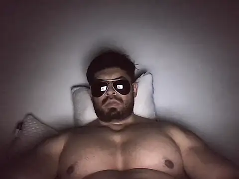 marcus002001: διαδικτυακό σόου στην κάμερα