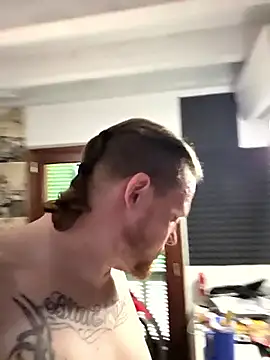 Živý XXX chat kylie_blck