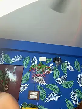 V-Hot-Sweti Chat XXX in diretta