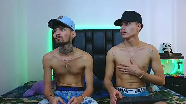 Brutal_Sex_Fucking Pertunjukan Webcam