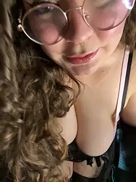 Chatroom XXX en direct de SecsiMoon