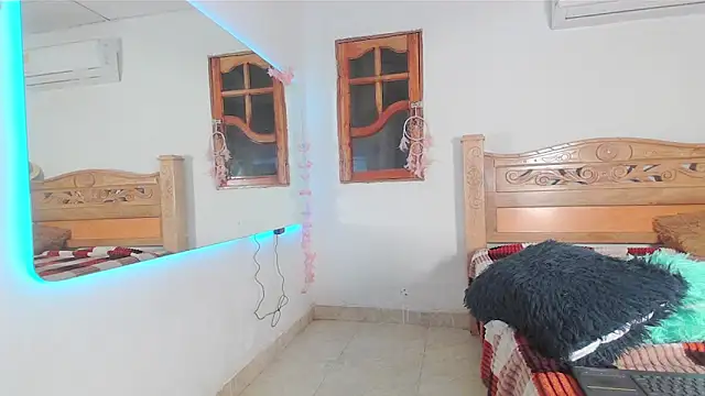 bratz_glloe Chat XXX live