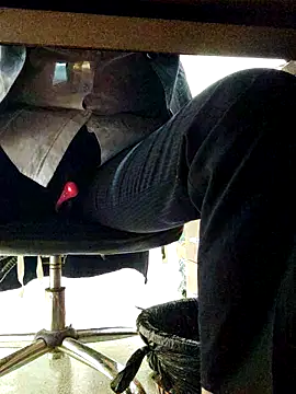 WHUANUOZANYTO 网络视讯表演