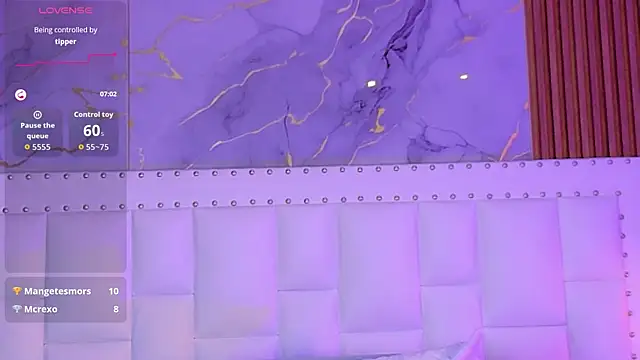 แชท XXX สดของ shyblacksweetiee