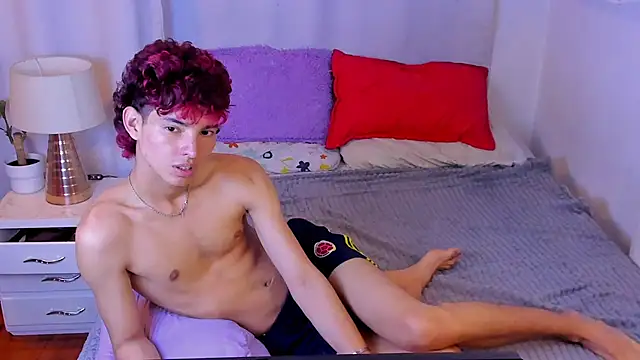 santy-kitty's Webcam Show