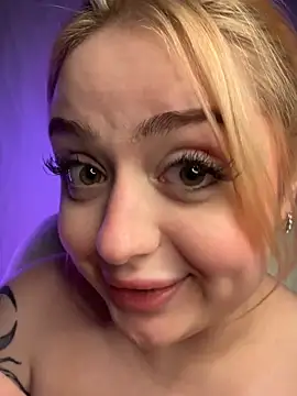 دردشة KellyMoors الجنسية المباشرة