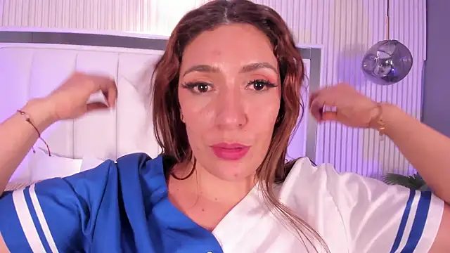 naughty_flower18 Adlı Modelin Canlı XXX Sohbeti