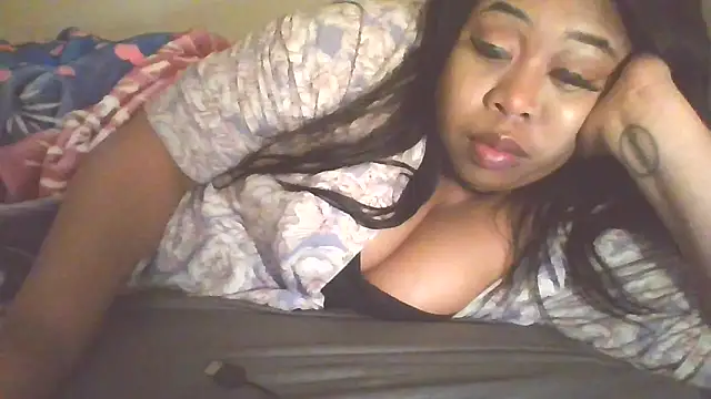 Chat XXX ao vivo de angeliquebelcali