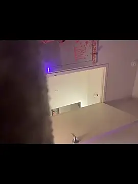 XXX chat uživo modela frenchiego