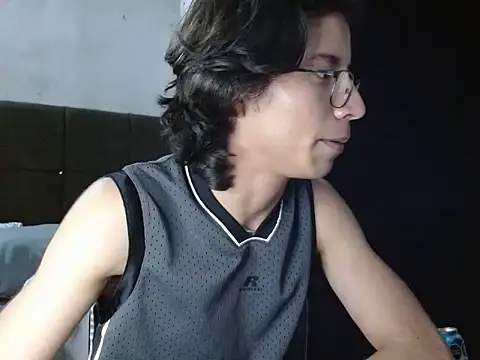 VAZAK – Naživo XXX chat