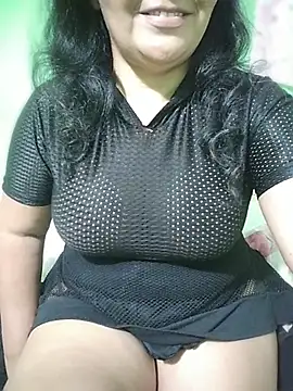 Amarantha25's Live XXX Chat