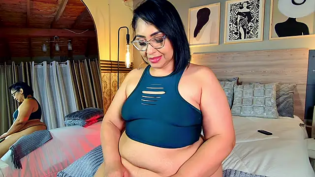 Chat XXX en directo de Madissononee