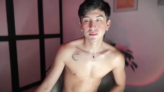 sweettaaron01 – webcam-show