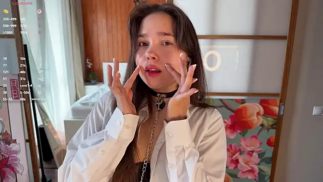 PlumyBun's Live XXX Chat