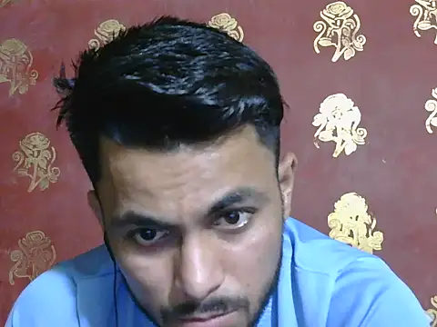 Stubborndesiboy: онлайн-секс-чат