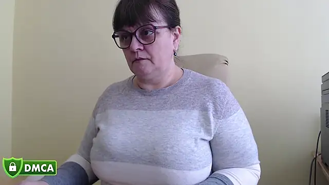 Živý XXX chat BrandiOhNight