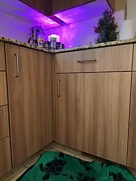 Chat +18 de TikaMoon ao vivo