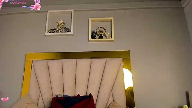 vahiolet_fuentesn Live XXX chat