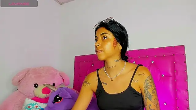 dahiiangomezz 现场XXX聊天