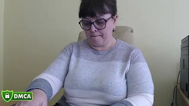 XXX chat uživo modela BrandiOhNight