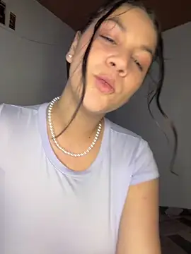 roldanmary's Live XXX Chat