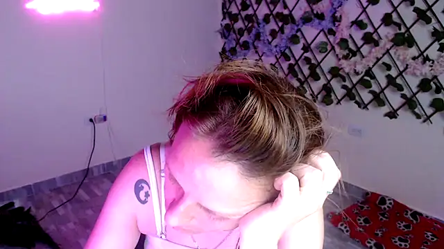 kittykalor09 Obrolan Langsung XXX