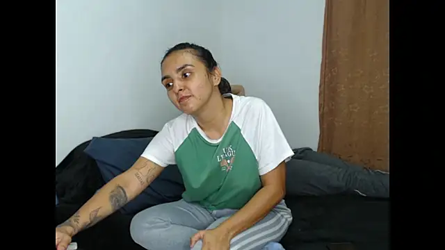 kathy_luisa: απευθείας συνομιλία ΧΧΧ