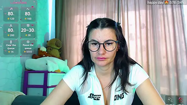 Chat +18 de SuchAngel_ ao vivo