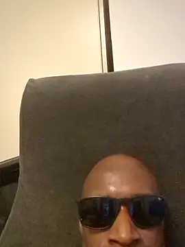 Bulgemaster001 webkamerás műsora