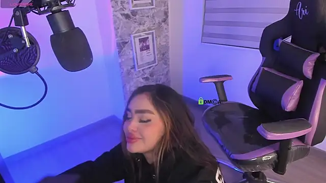 Czat XXX na żywo – asheryn