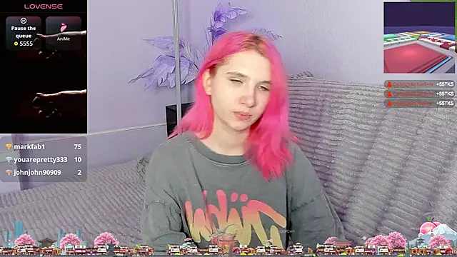 Chat +18 de Kitty_Blondie ao vivo