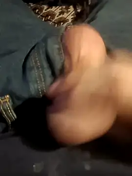 massive_cum 现场XXX聊天