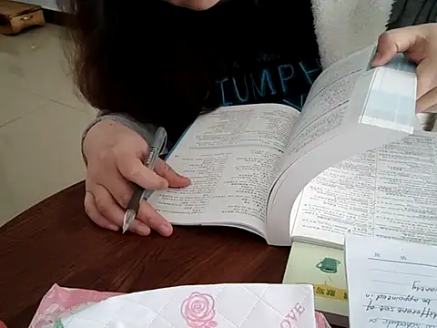 Sembang XXX Secara Langsung AngelwithEcup